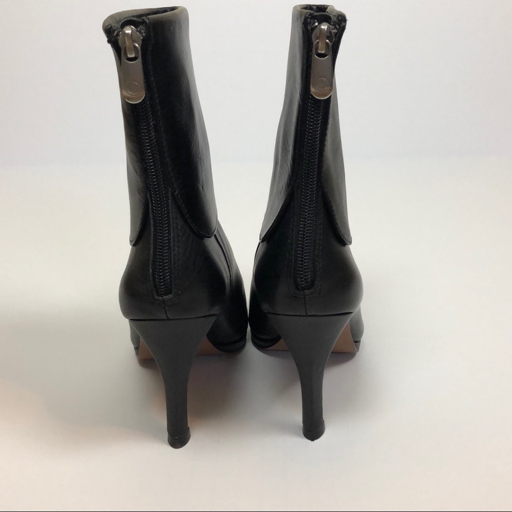 AdrienneVittadini Jael Folded Cuff Bootie - Picture 6 of 15